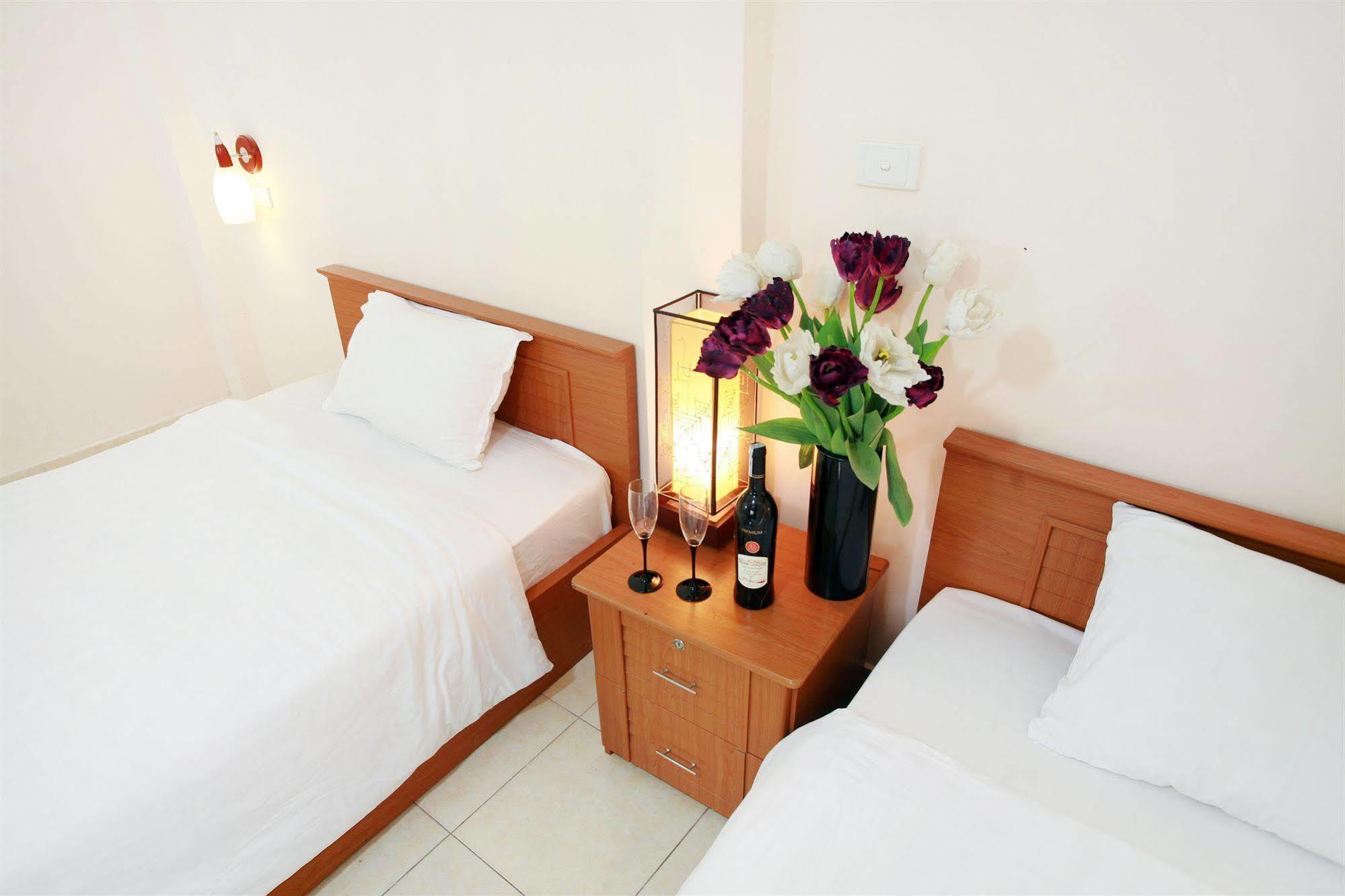 Especen Hotel Hanoi Exterior foto